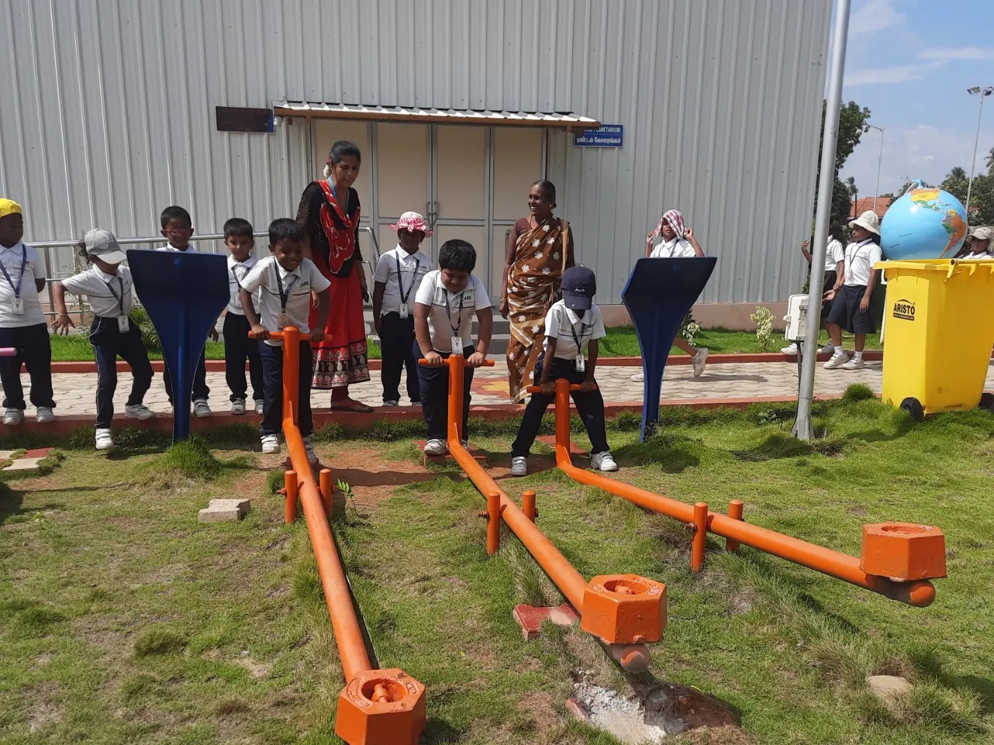 stemFT Exploring Sir C.V.Raman STEM park
